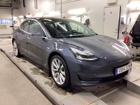 Tesla Model 3 2019 ze Szwecji