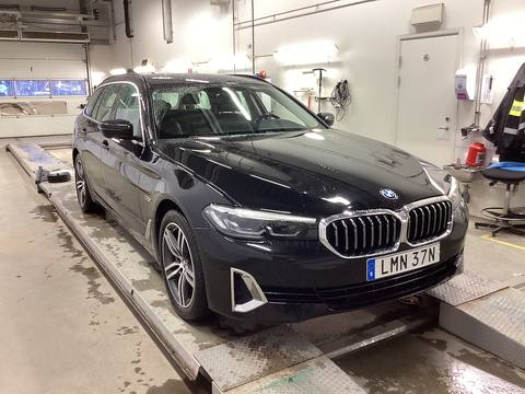 BMW Seria 5 2022 ze Szwecji