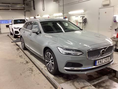 Volvo V90 2023 ze Szwecji Volvo V90 2023 ze Szwecji