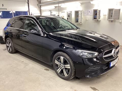 Mercedes-Benz Klasa C 2023 ze Szwecji