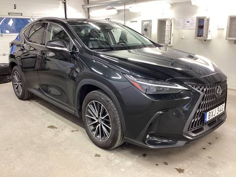 Lexus NX 2022 ze Szwecji