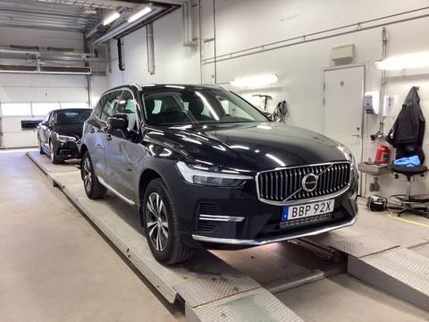 Volvo XC60 2023 ze Szwecji