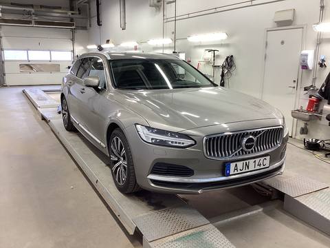 Volvo V90 2021 ze Szwecji