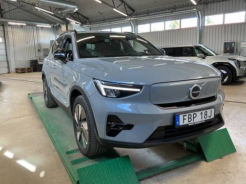 Volvo XC40 2025 ze Szwecji