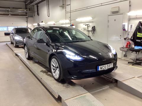 Tesla Model 3 2022 ze Szwecji