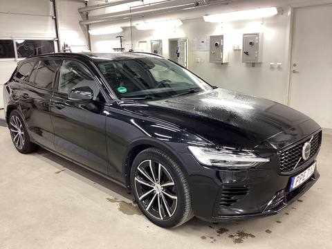 Volvo V60 2022 ze Szwecji