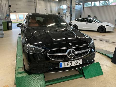 Mercedes-Benz Klasa C 2023 ze Szwecji