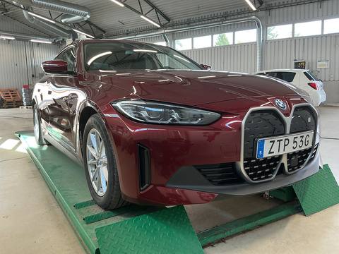 BMW i4 2023 ze Szwecji