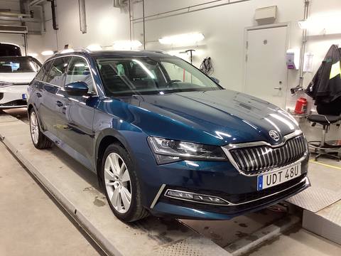 Skoda Superb 2021 ze Szwecji Skoda Superb 2021 ze Szwecji