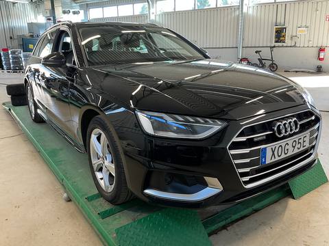 Audi A4 2023 ze Szwecji