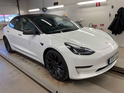 Tesla Model 3 2023 ze Szwecji Tesla Model 3 2023 ze Szwecji
