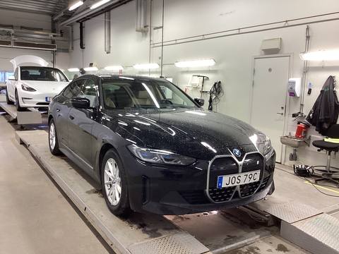 BMW i4 2023 ze Szwecji