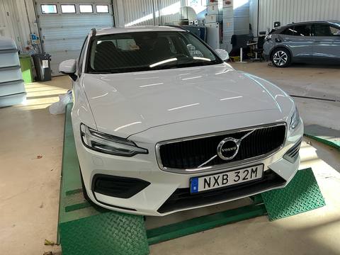 Volvo V60 2020 ze Szwecji